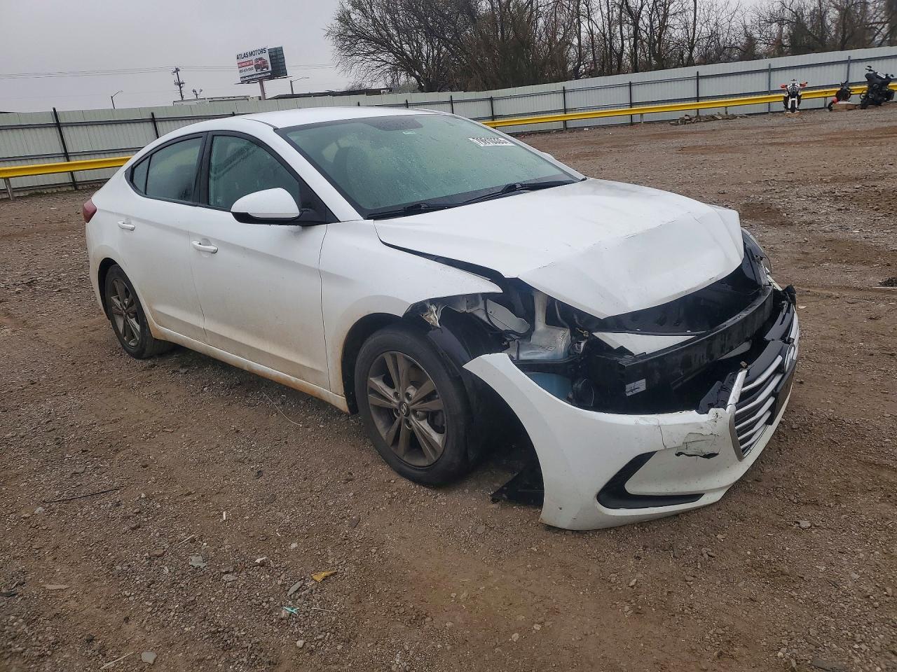 2018 HYUNDAI ELANTRA SEL photo 4