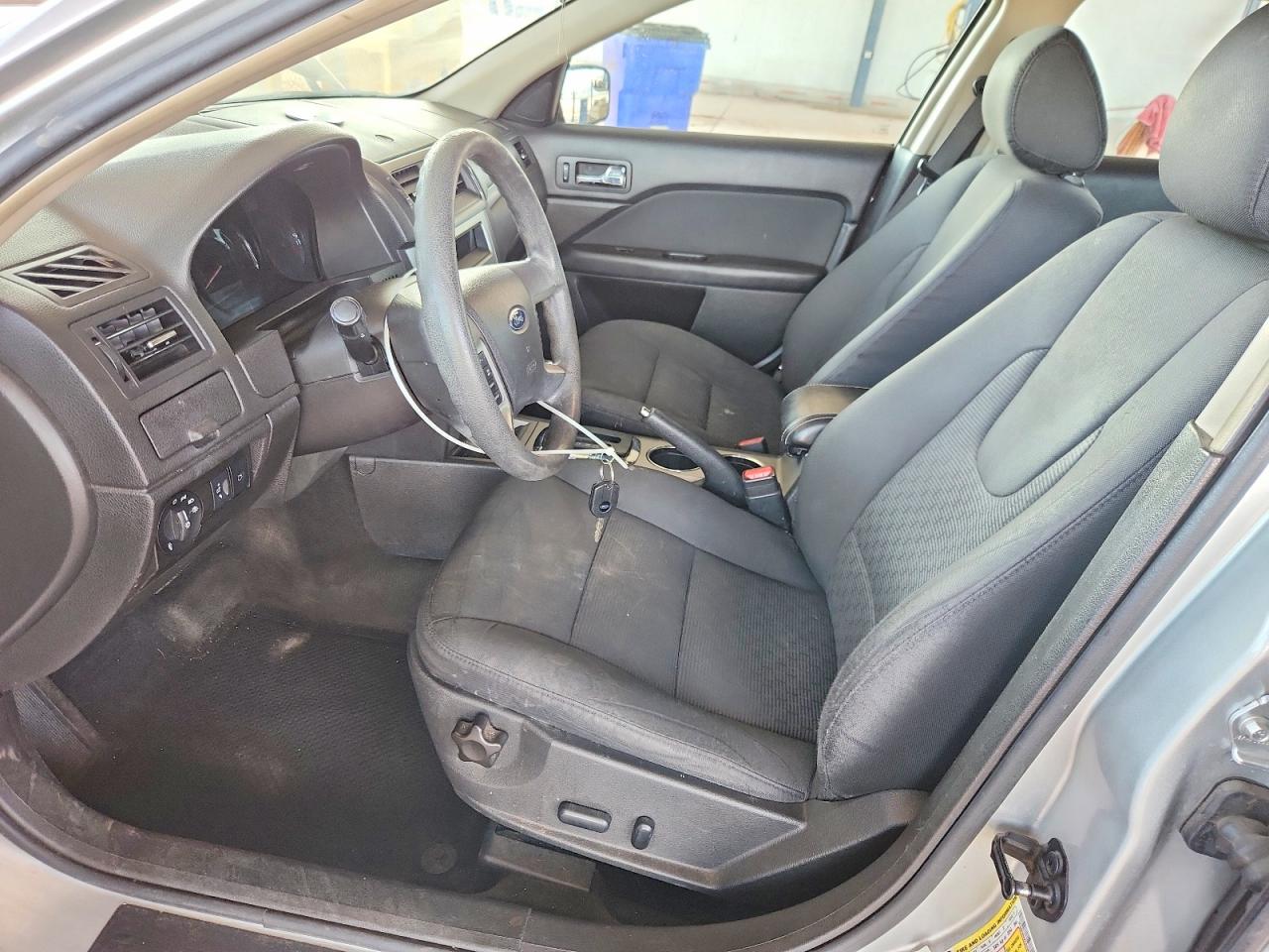 2012 FORD FUSION SE photo 19