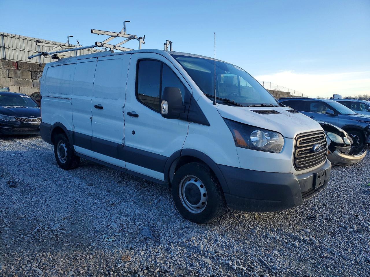 2018 FORD TRANSIT T-150 photo 4