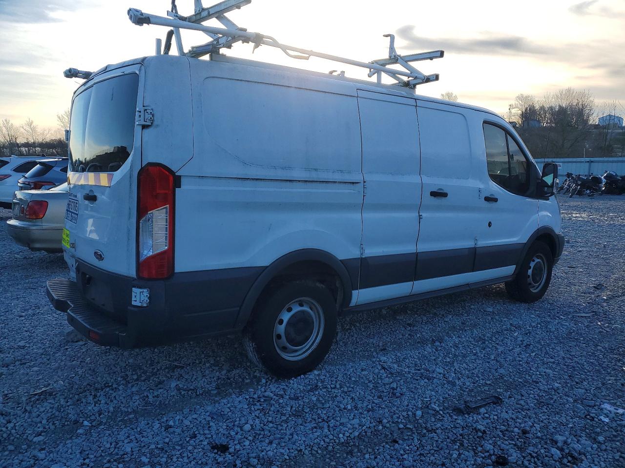 2018 FORD TRANSIT T-150 photo 3