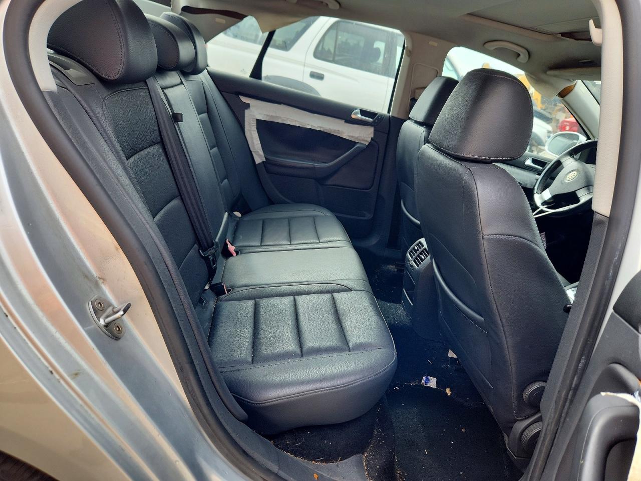 2008 VOLKSWAGEN JETTA SE photo 10