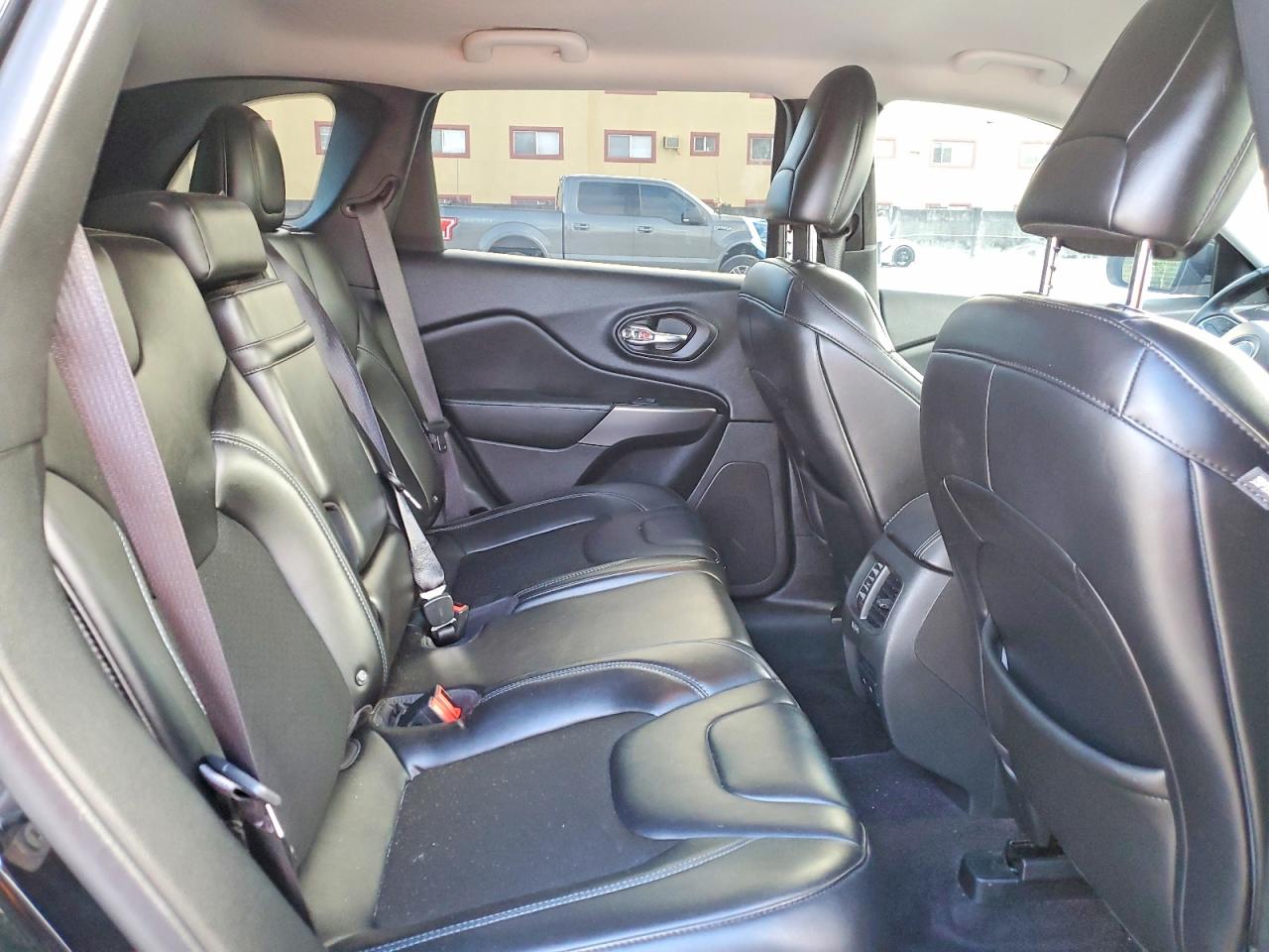2019 JEEP CHEROKEE LATITUDE PLUS photo 21