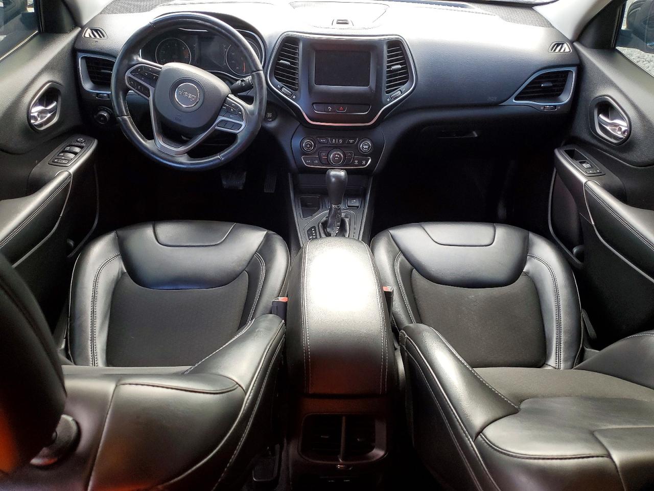 2019 JEEP CHEROKEE LATITUDE PLUS photo 15