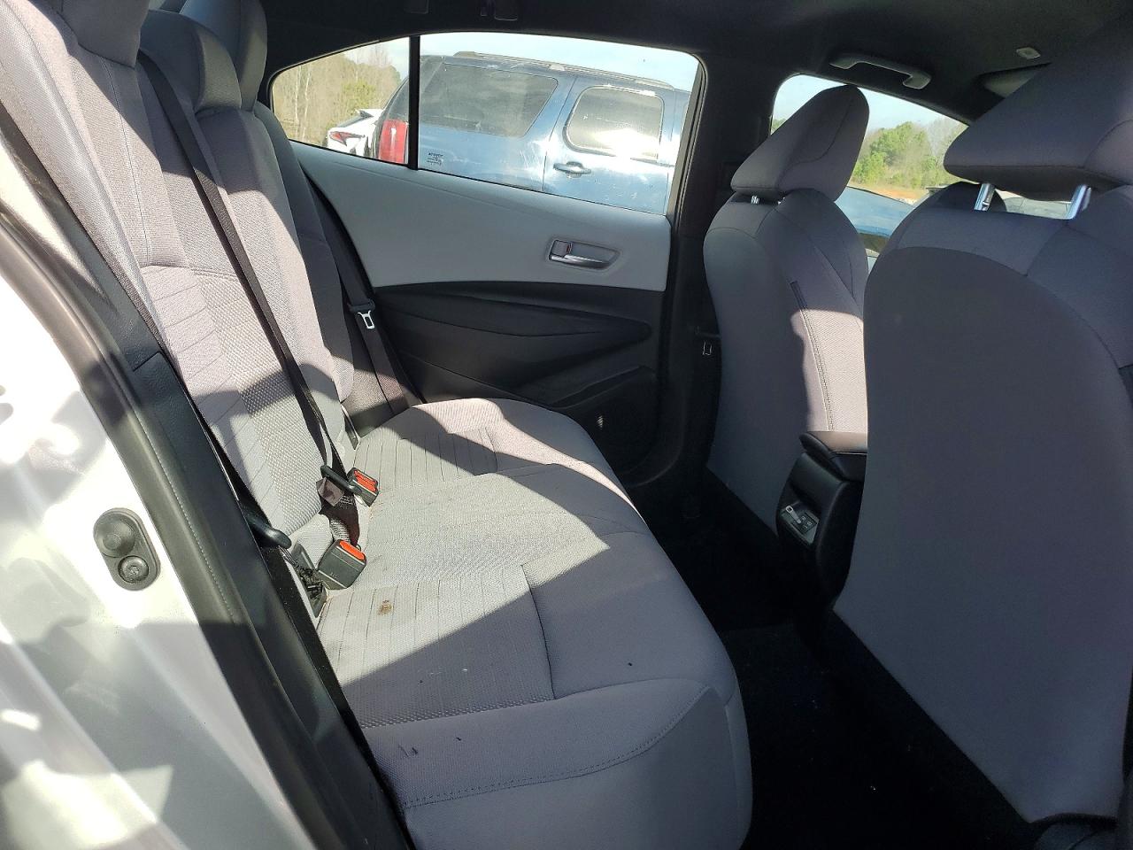 2025 TOYOTA COROLLA photo 28