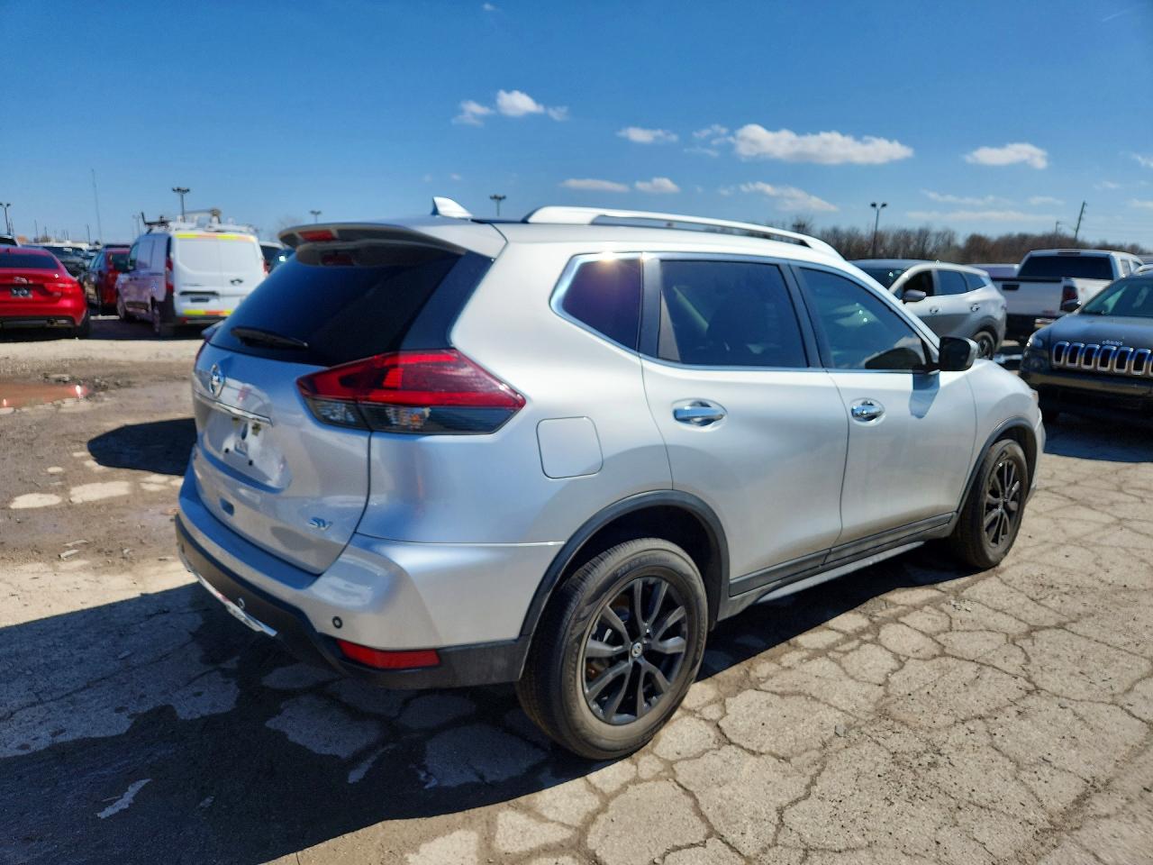 2020 NISSAN ROGUE SV photo 3