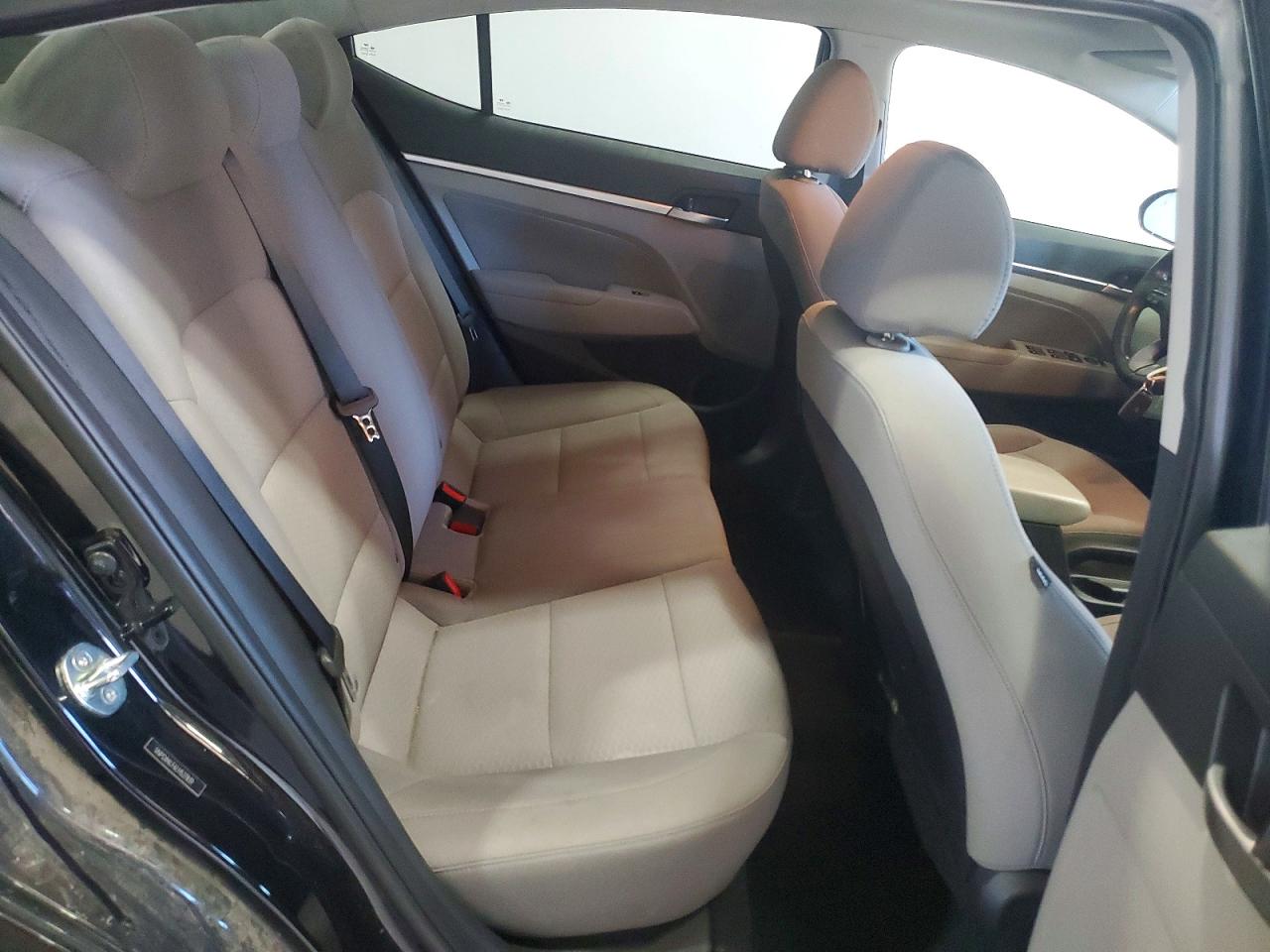 2020 HYUNDAI ELANTRA VALUE EDITION photo 10