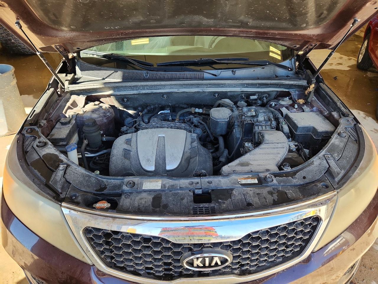 2012 KIA SORENTO LX photo 11