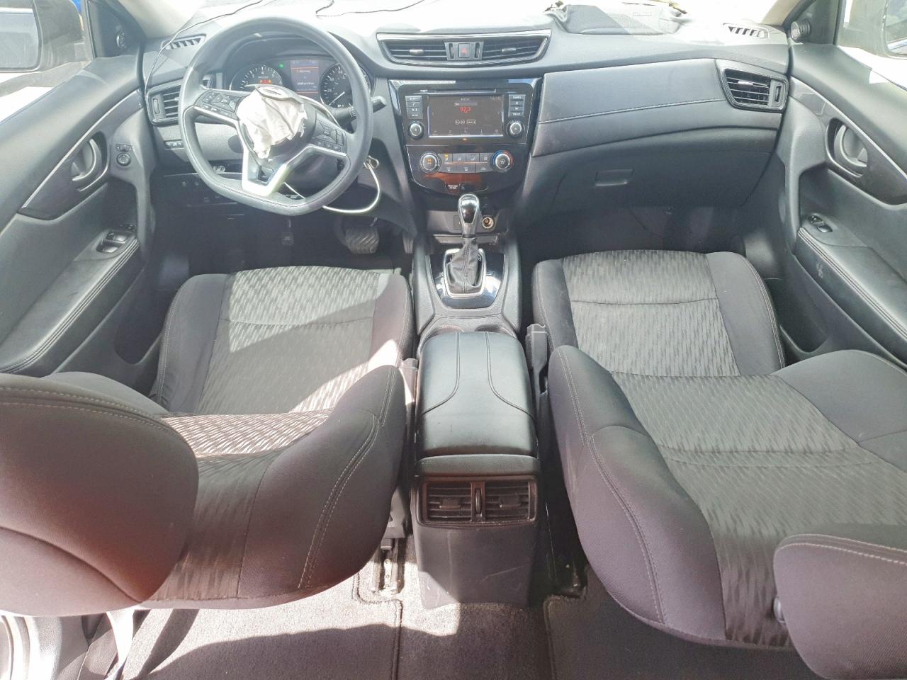 2019 NISSAN ROGUE S photo 8