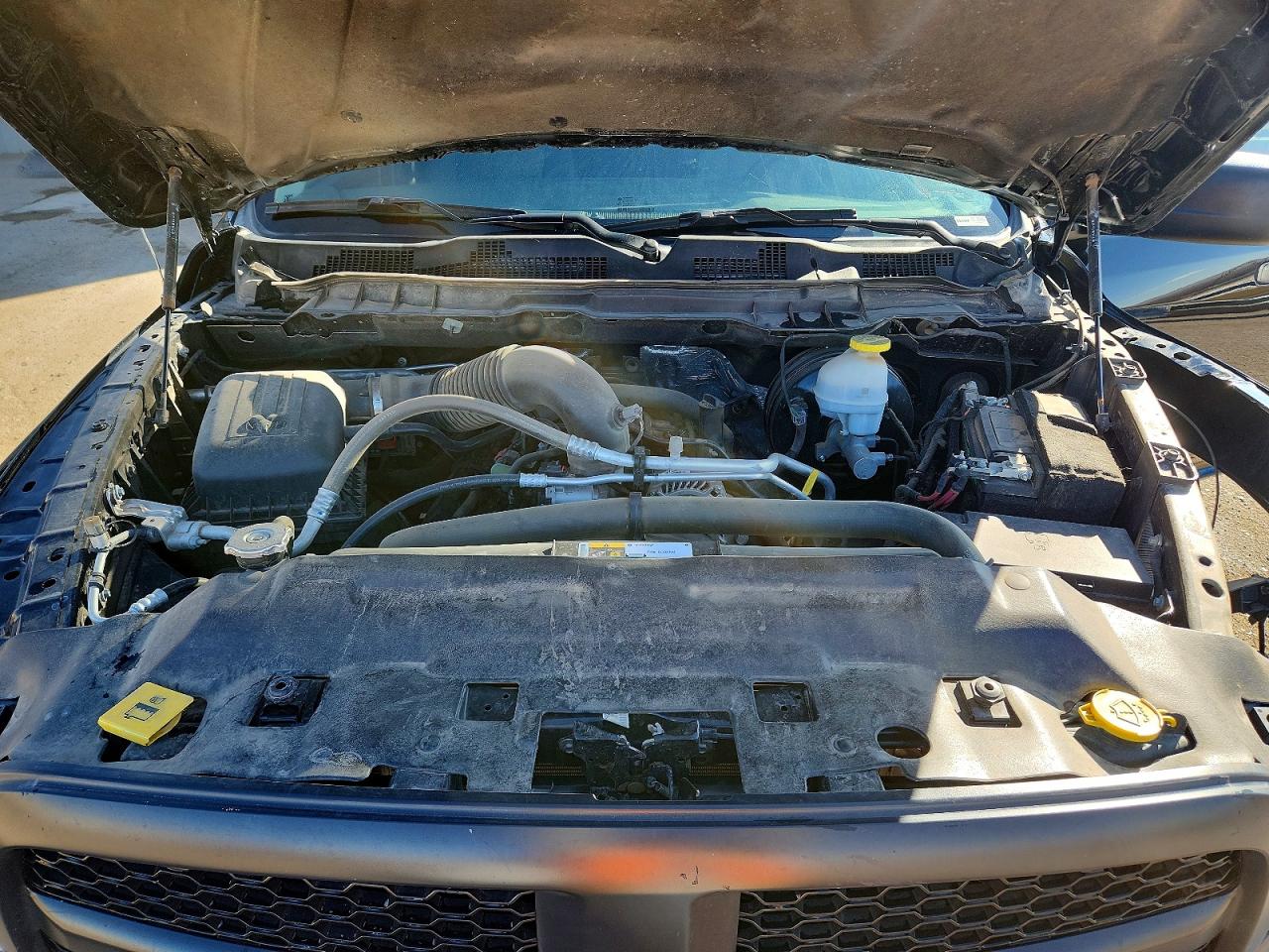 2024 RAM 1500 CLASSIC TRADESMAN photo 21