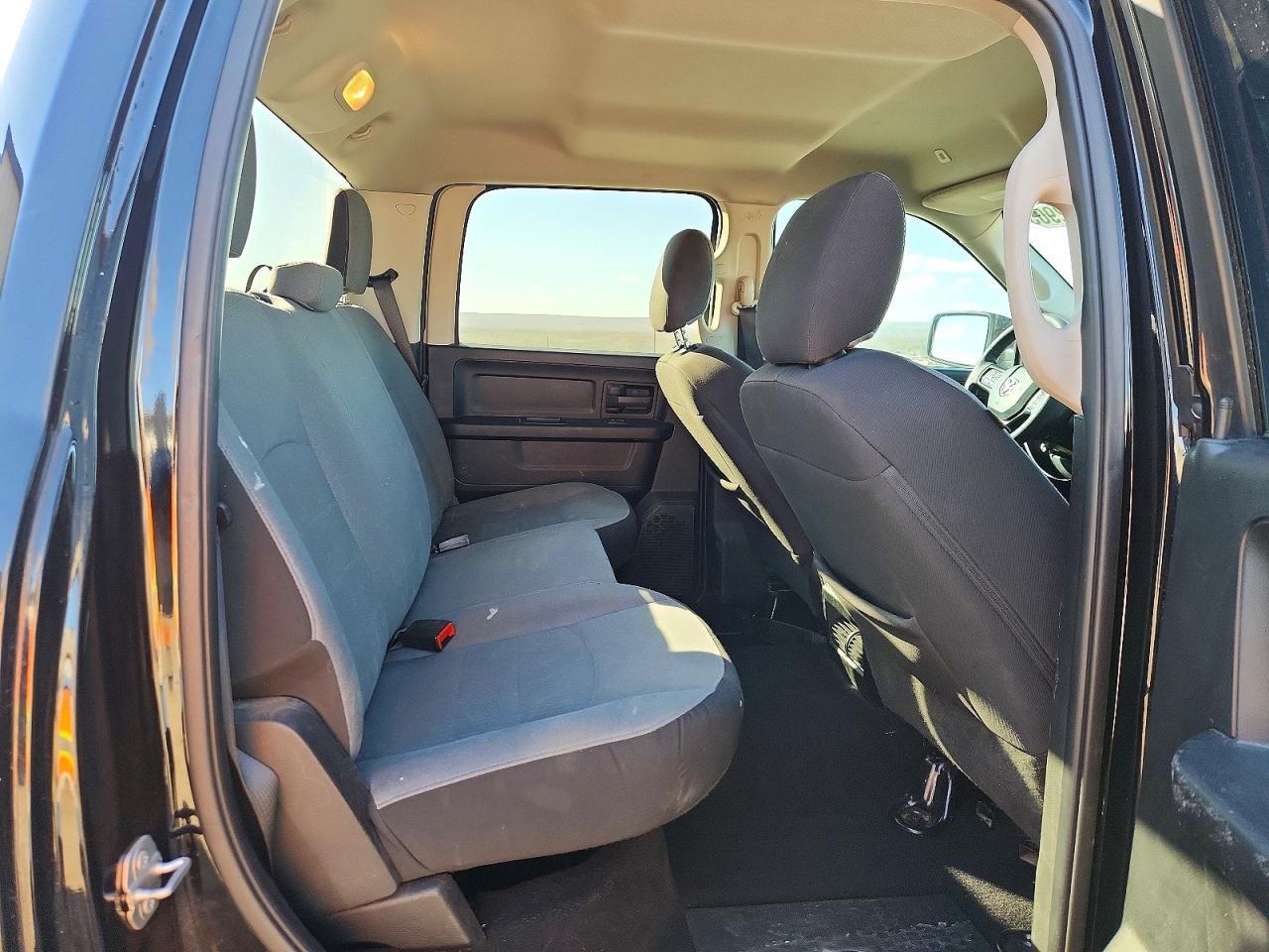 2024 RAM 1500 CLASSIC TRADESMAN photo 19