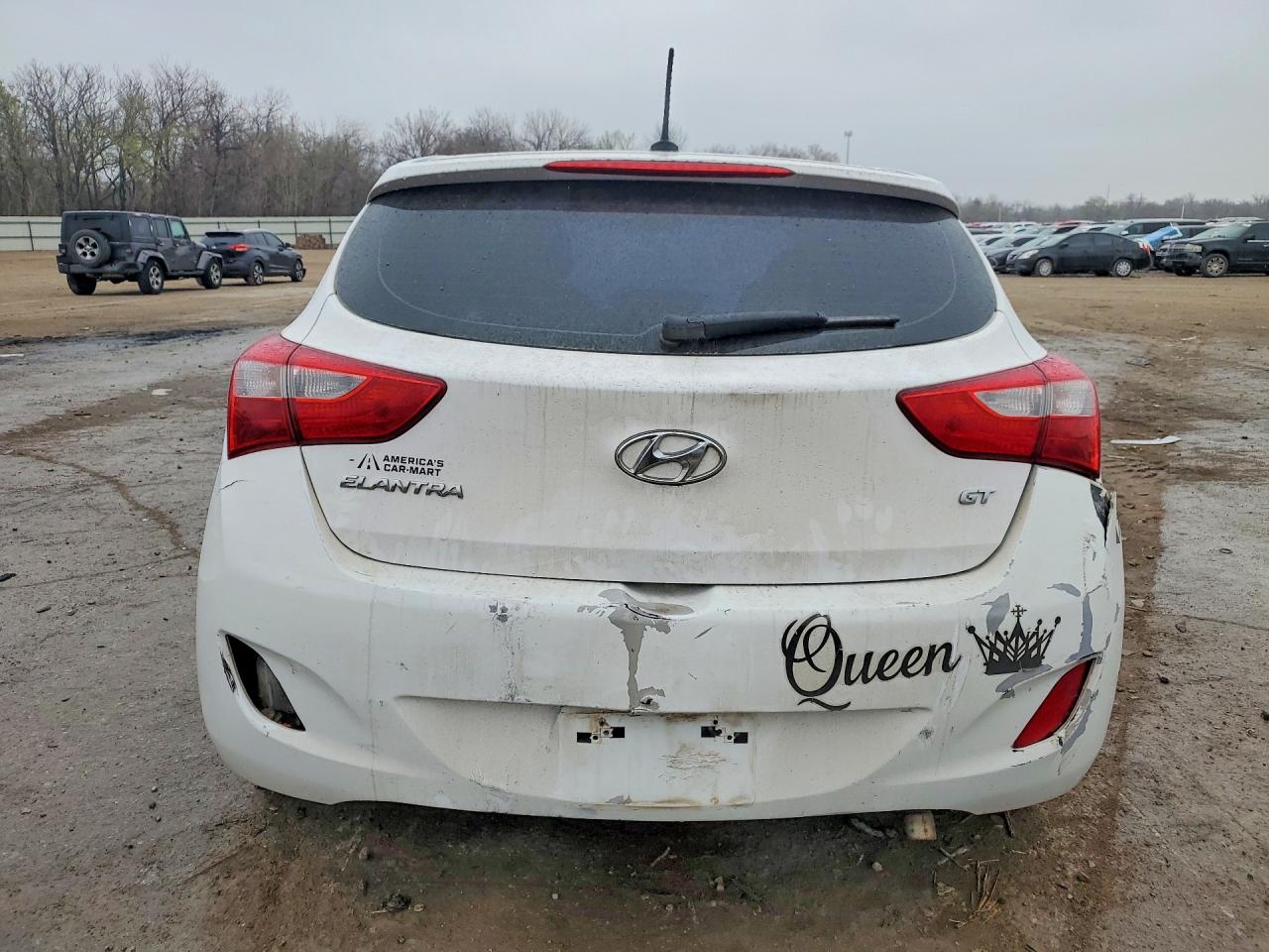 2017 HYUNDAI ELANTRA photo 11