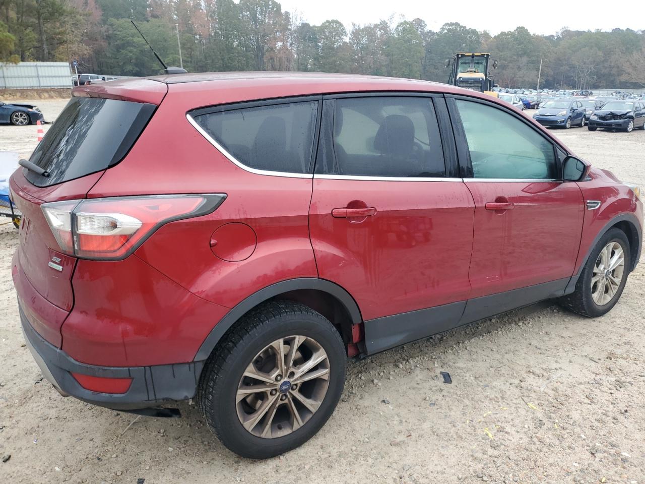 2017 FORD ESCAPE SE photo 5