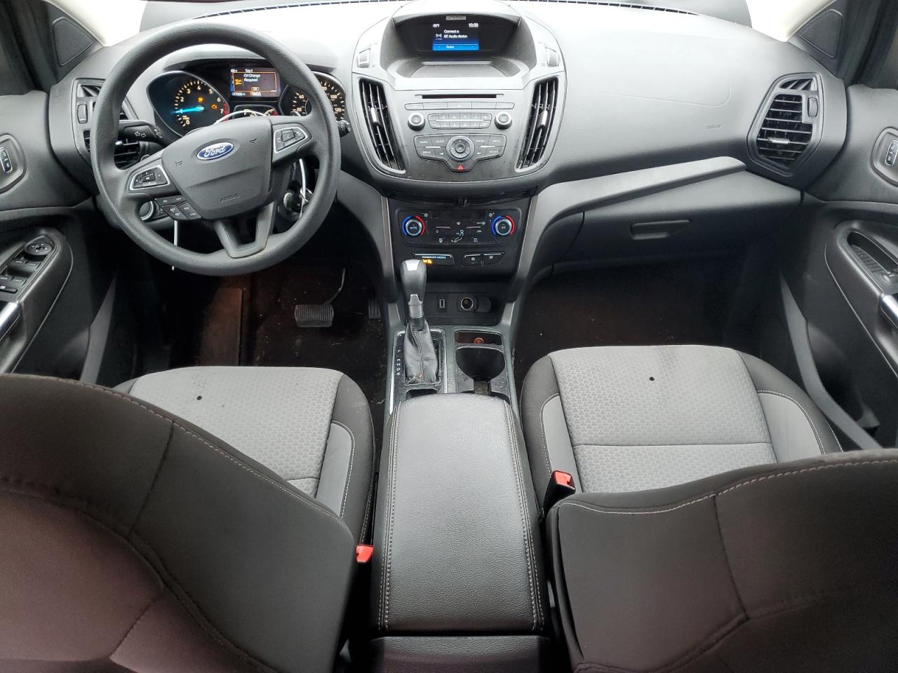 2017 FORD ESCAPE SE photo 15