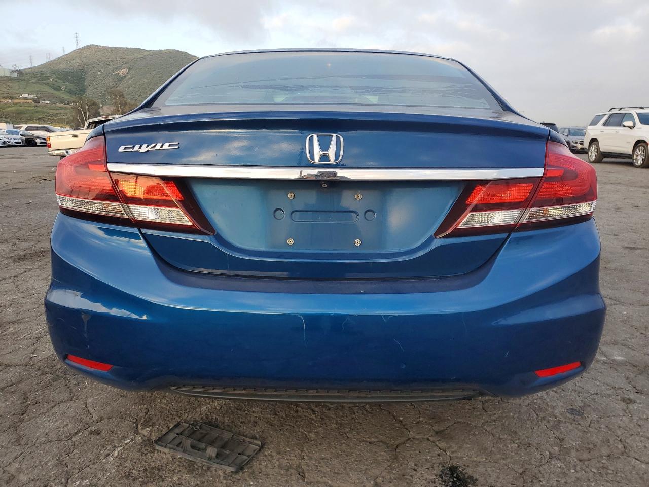 2013 HONDA CIVIC LX photo 16