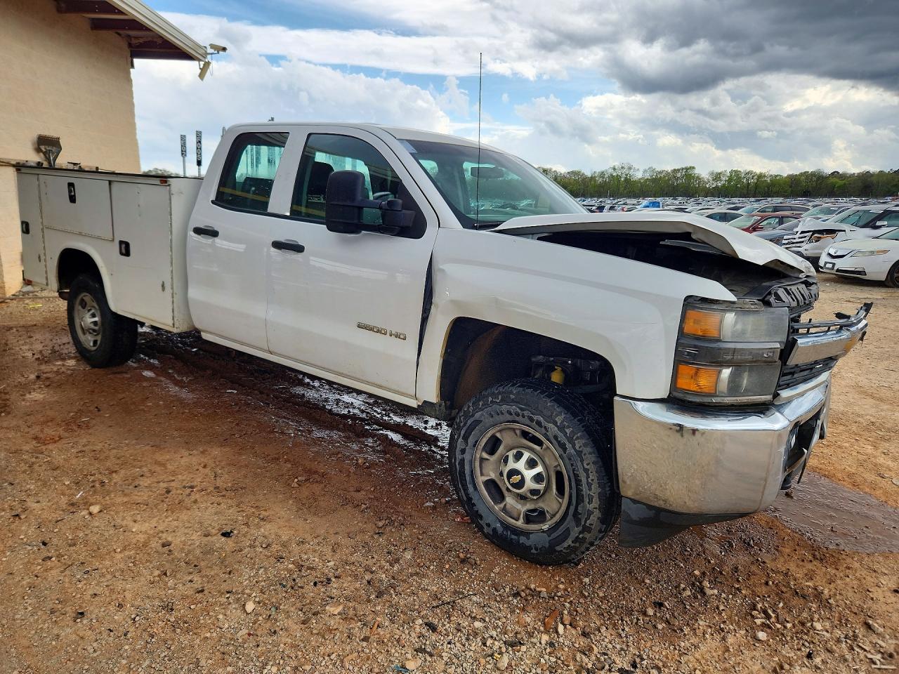2017 CHEVROLET SILVERADO C2500 HEAVY DUTY photo 7