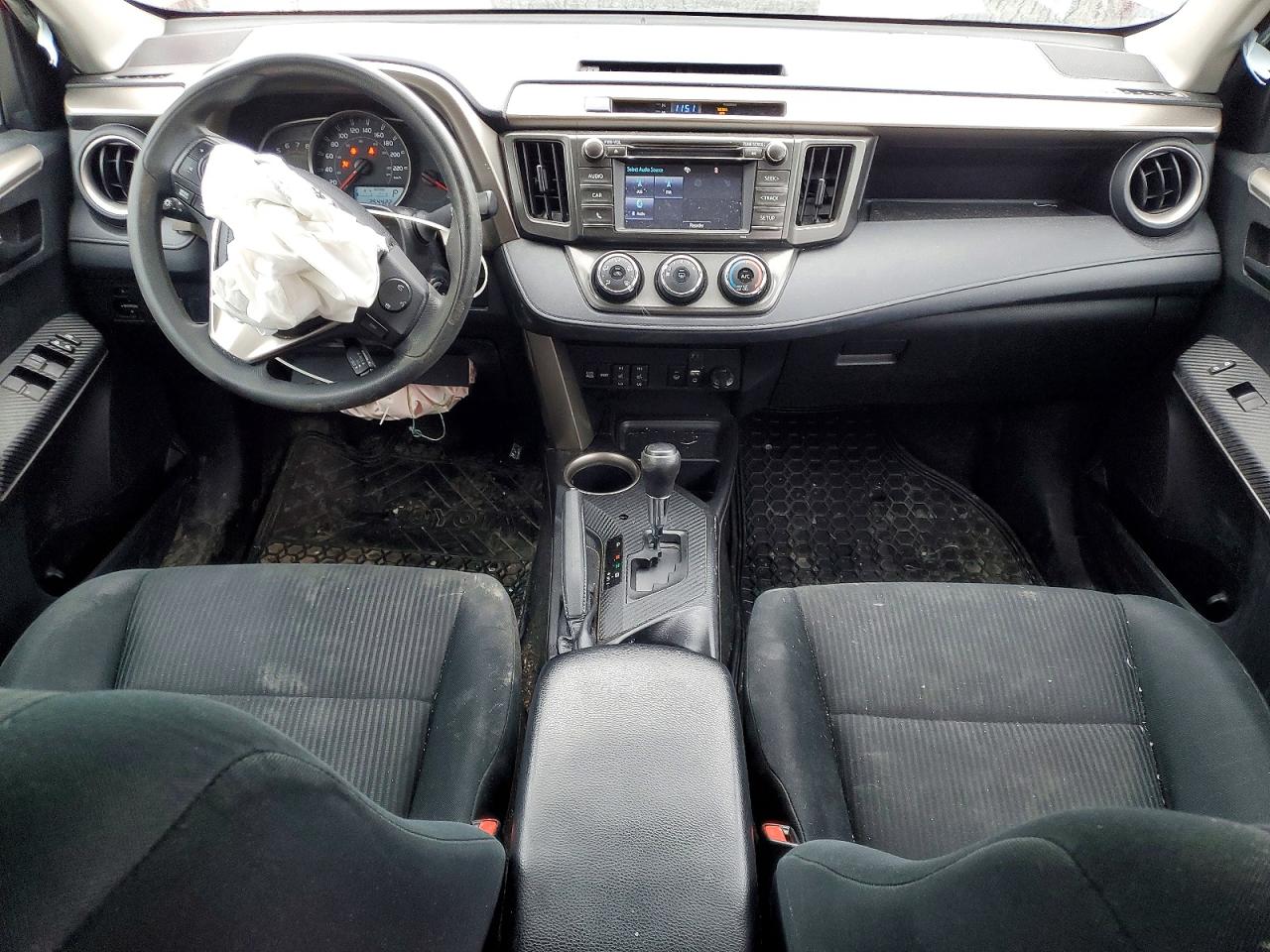 2015 TOYOTA RAV4 LE photo 8