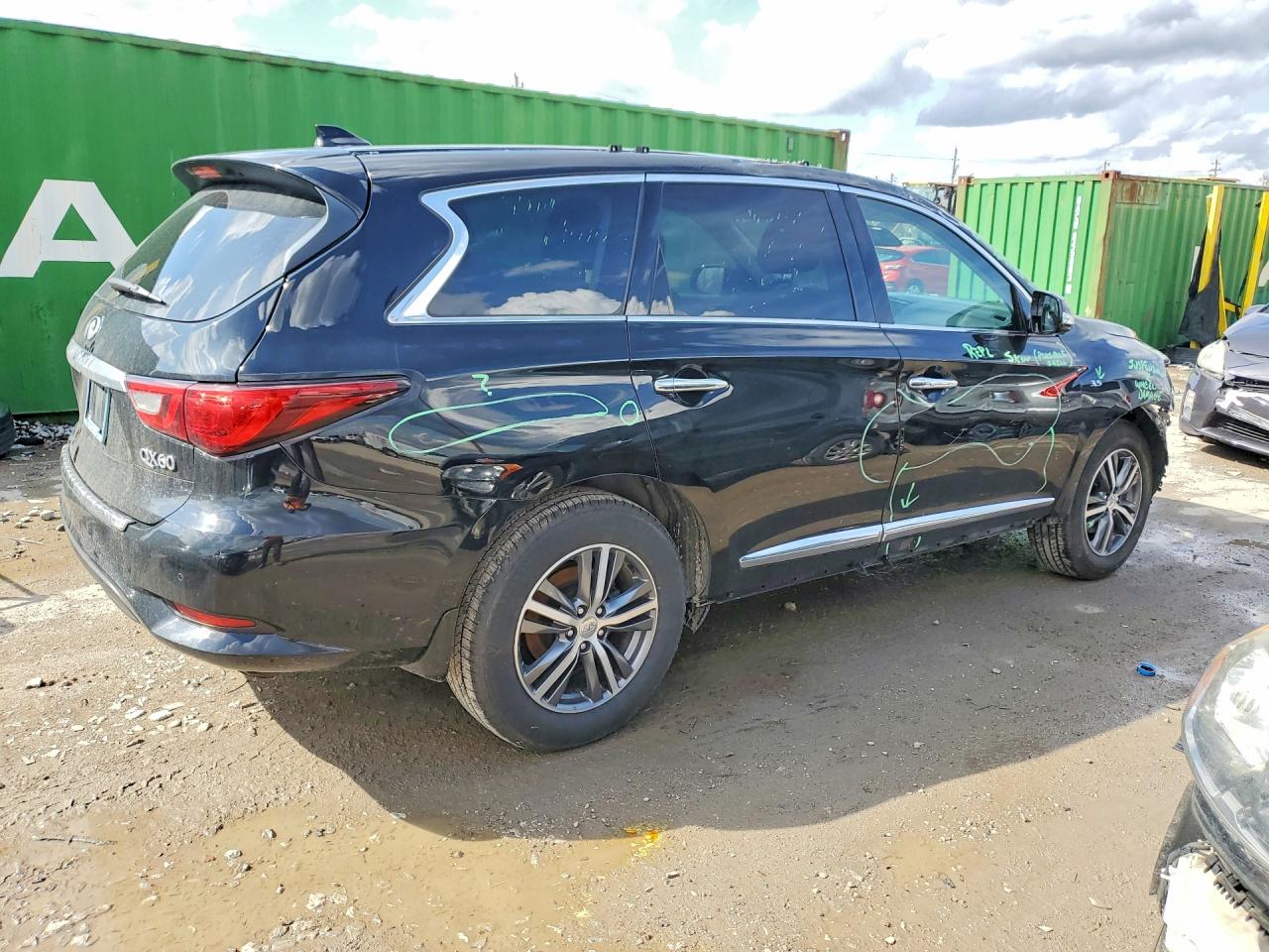 2020 INFINITI QX60 LUXE photo 7