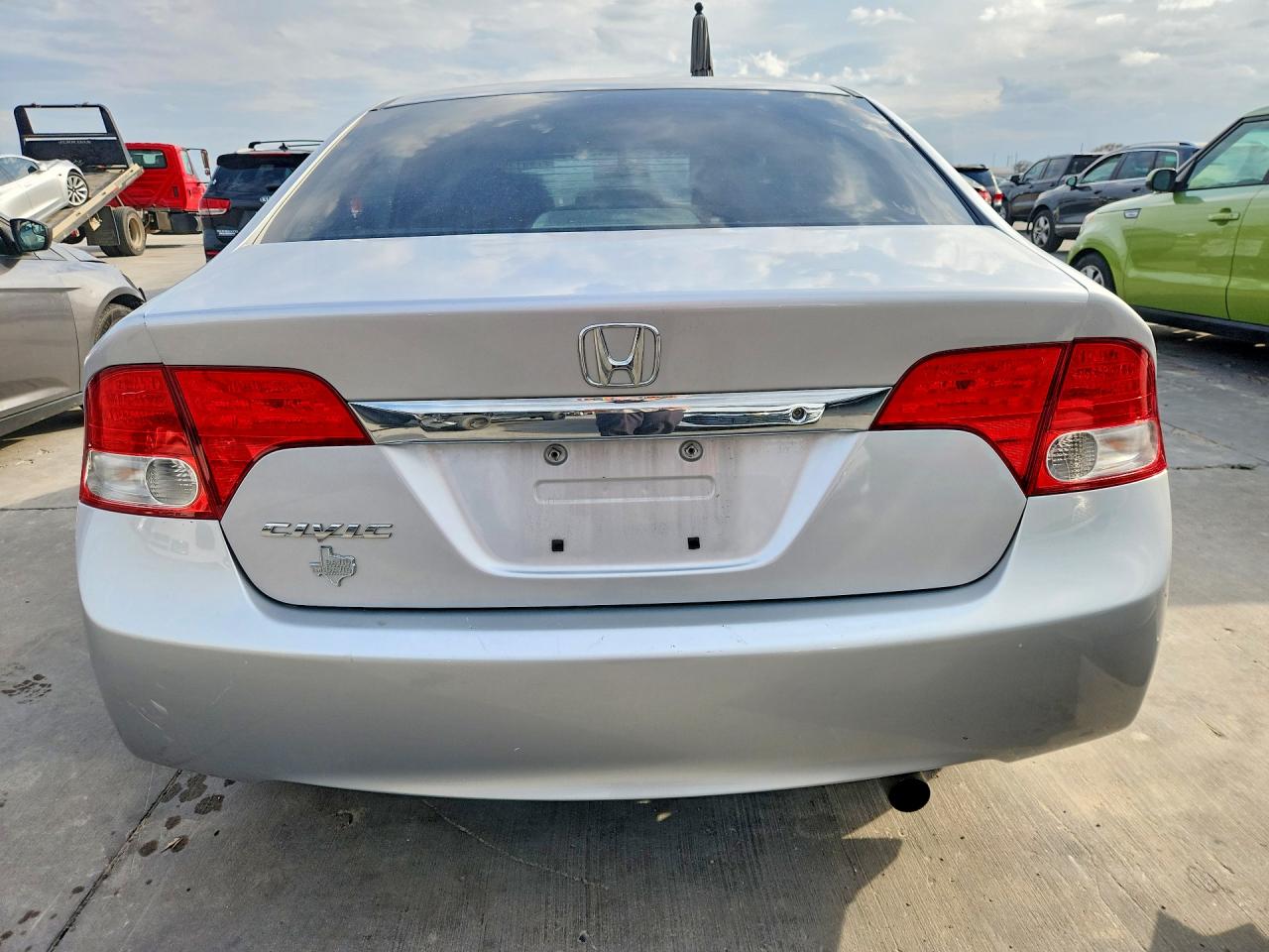 2011 HONDA CIVIC LX photo 6