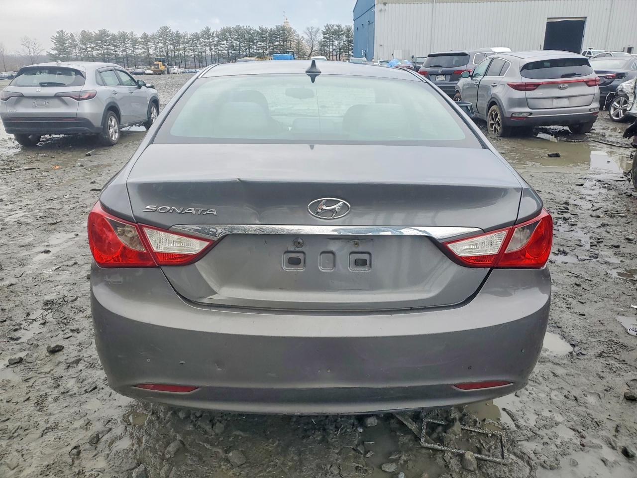 2013 HYUNDAI SONATA GLS photo 6