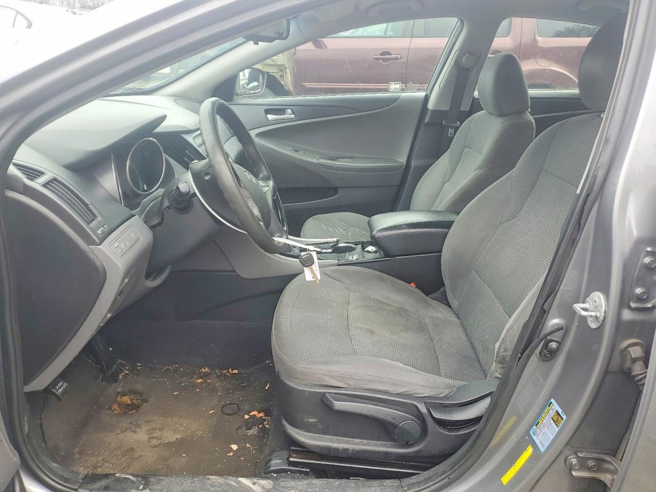 2013 HYUNDAI SONATA GLS photo 7