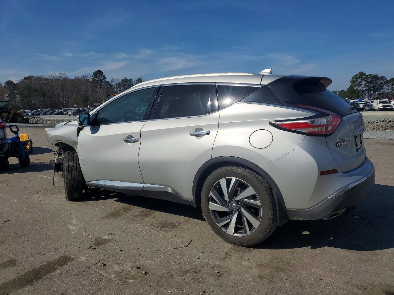 2018 NISSAN MURANO PLATINUM photo 4