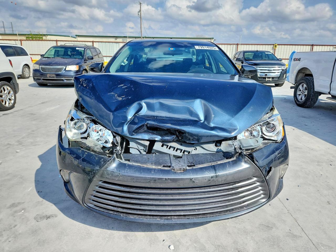 2017 TOYOTA CAMRY LE photo 9