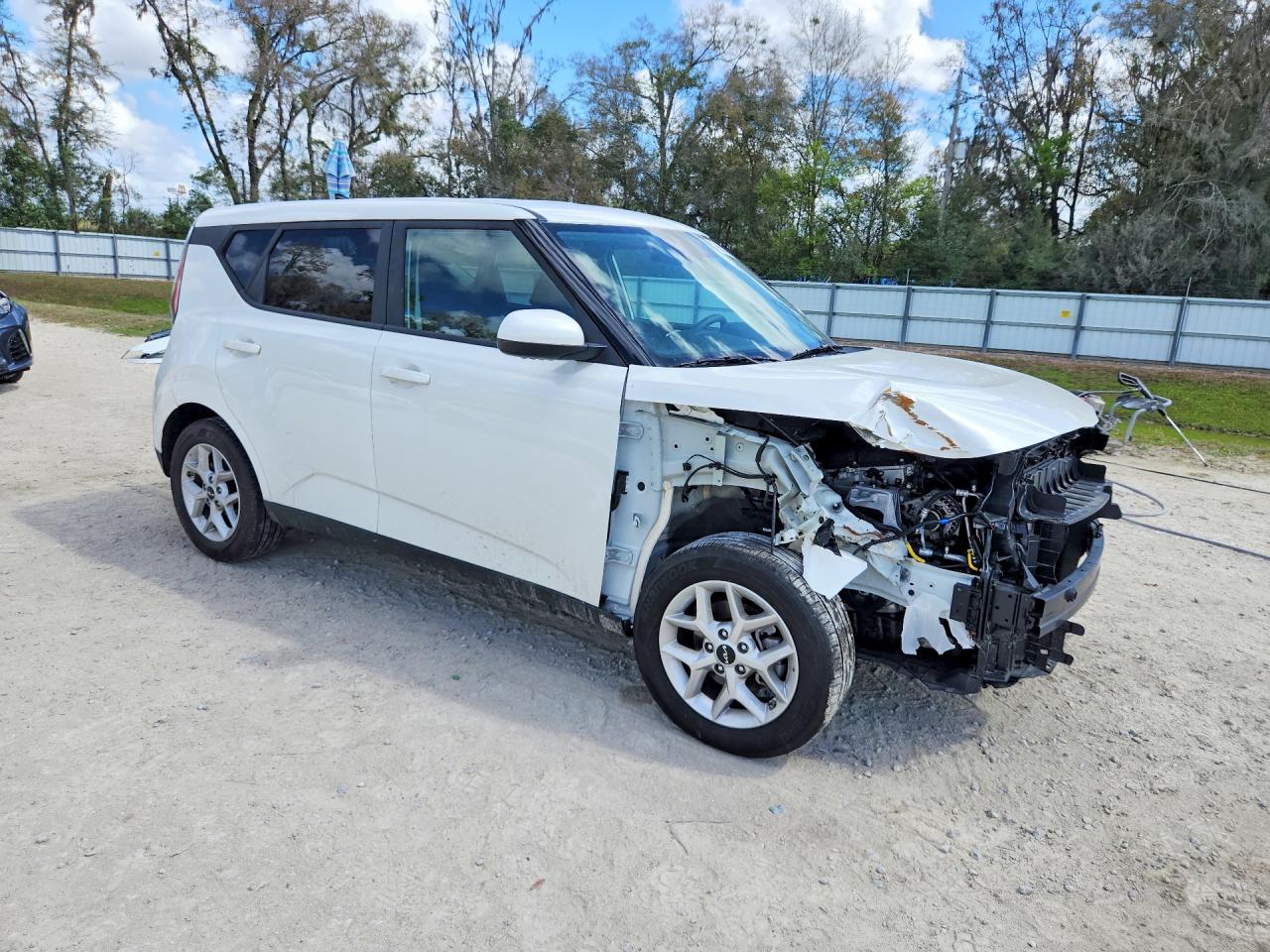 2025 KIA SOUL LX photo 10