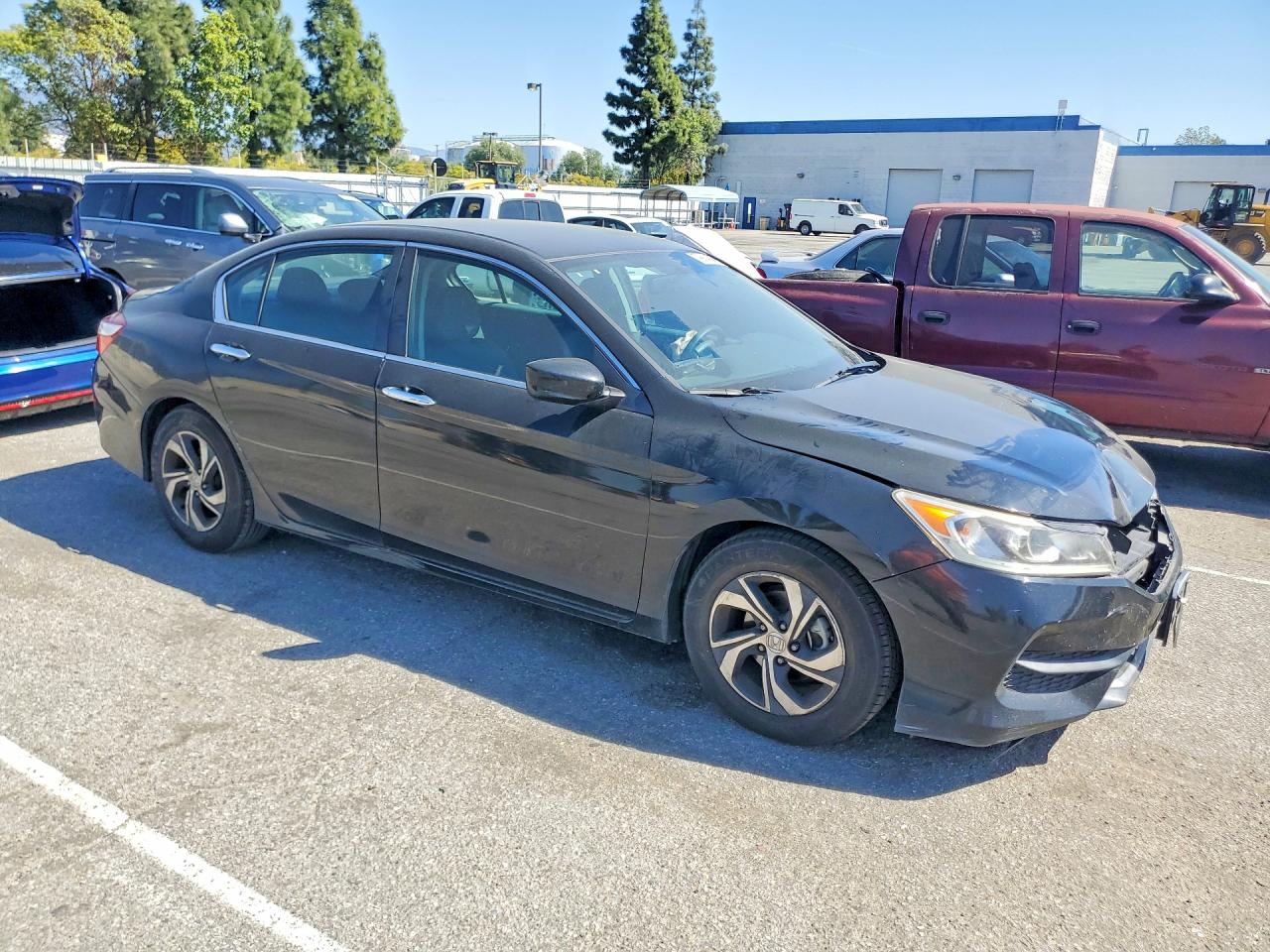 2016 HONDA ACCORD LX photo 4