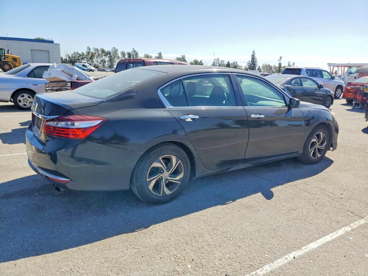 2016 HONDA ACCORD LX photo 3