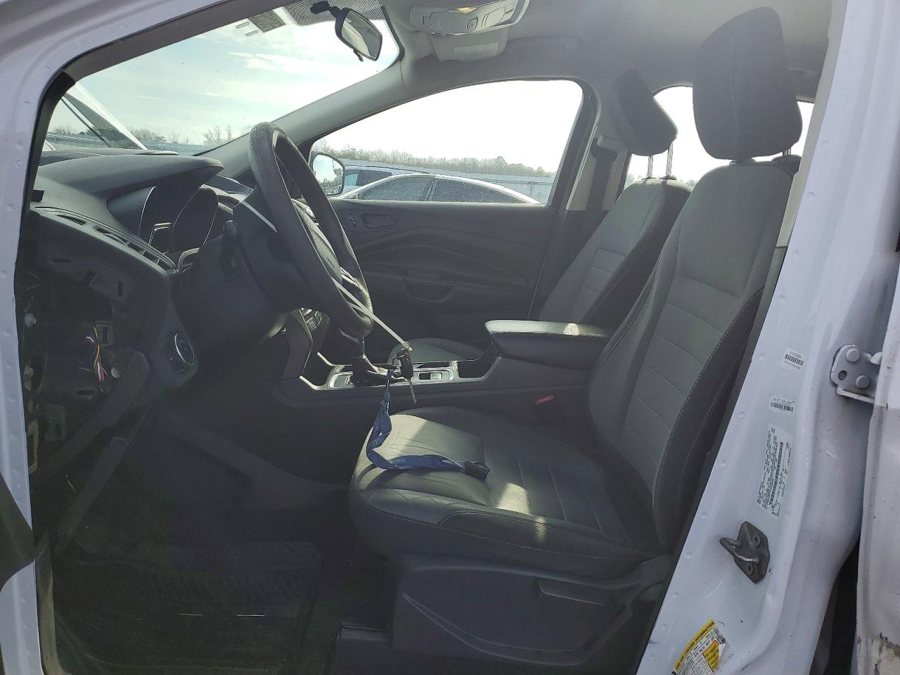 2018 FORD ESCAPE S photo 13