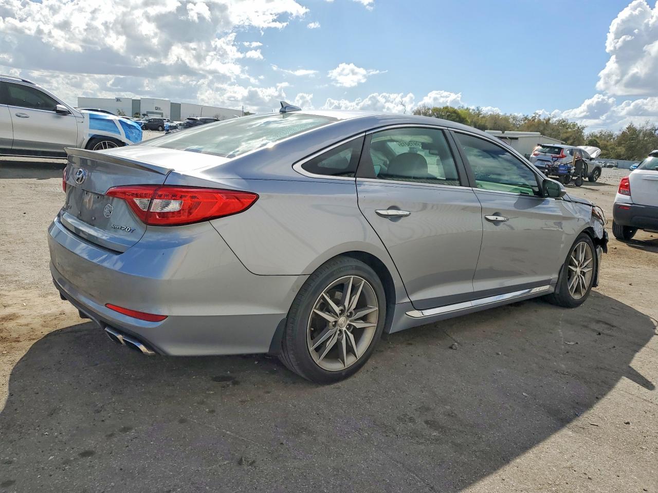 2015 HYUNDAI SONATA SPORT 2.0T photo 3
