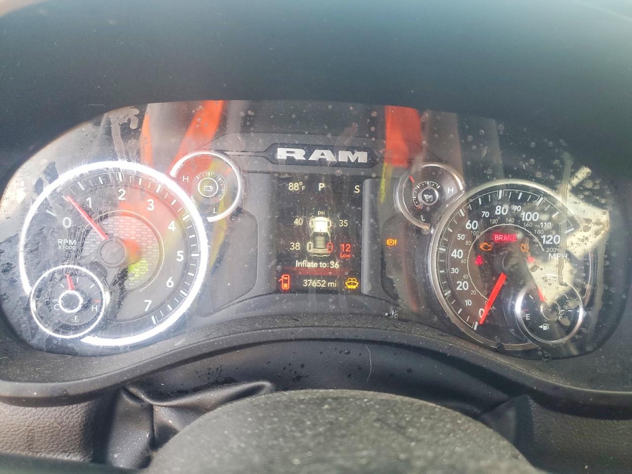 2023 RAM 1500 BIG HORN photo 17