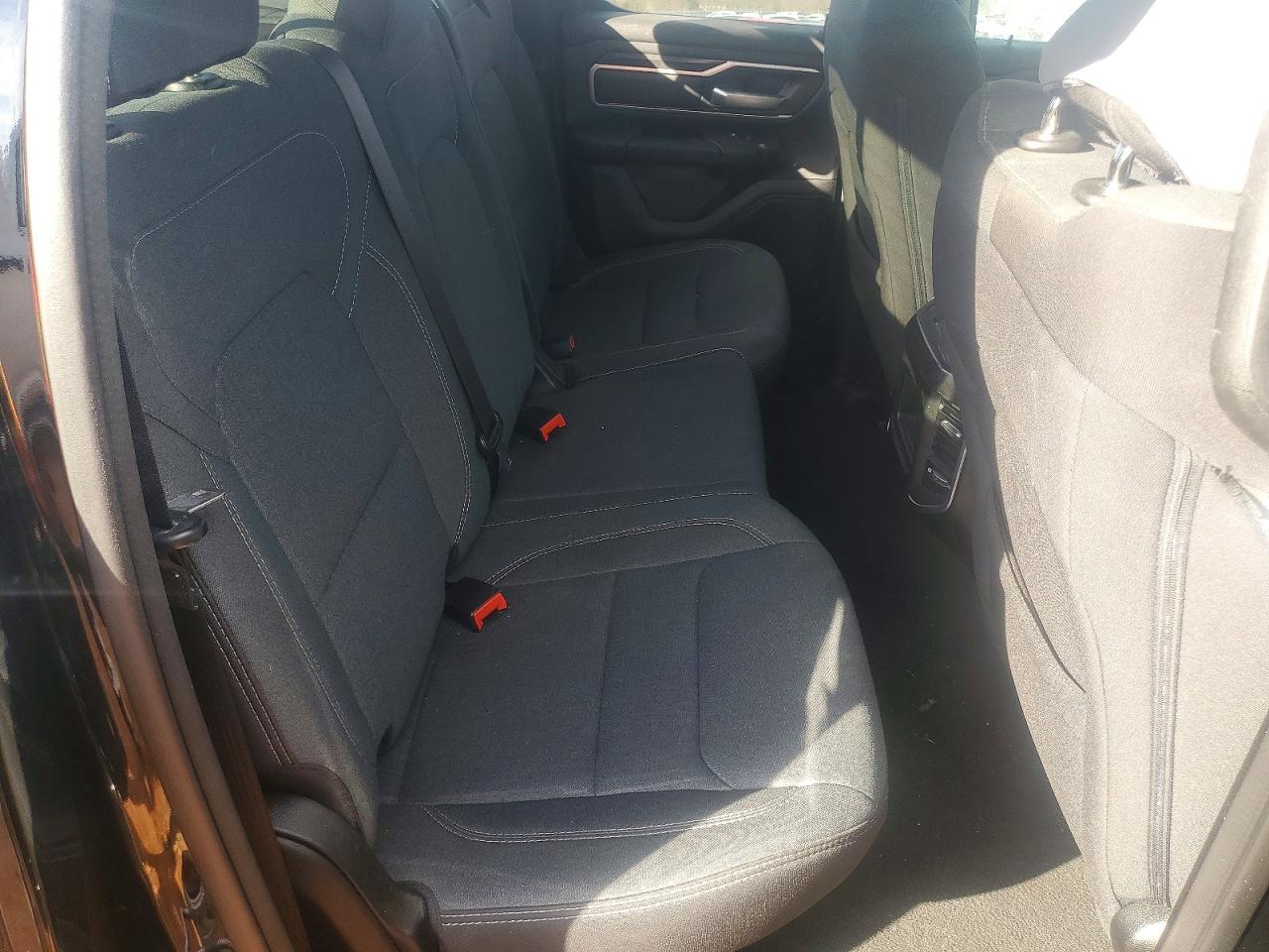 2023 RAM 1500 BIG HORN photo 19