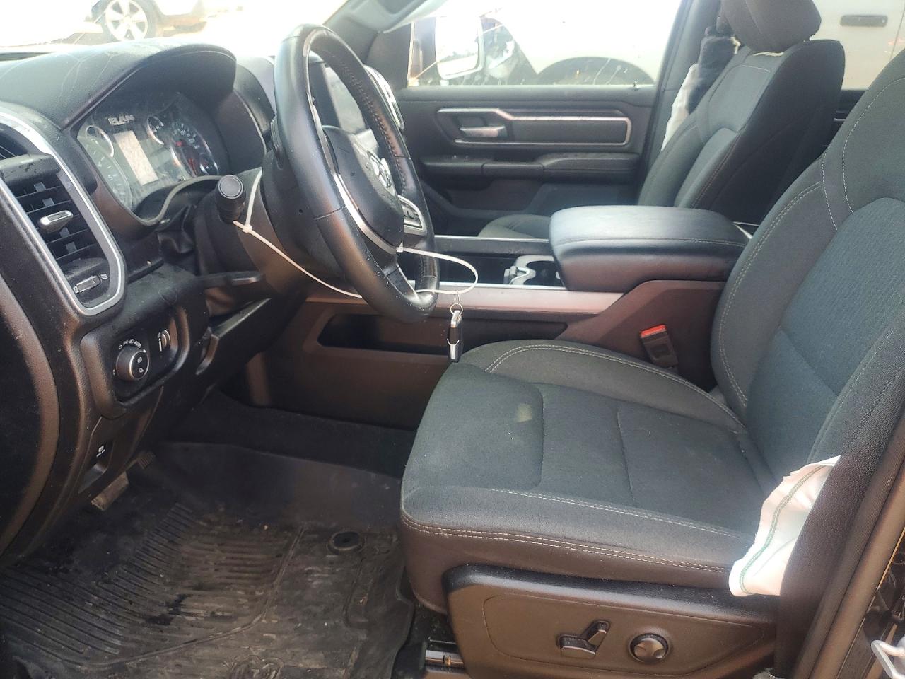 2023 RAM 1500 BIG HORN photo 13