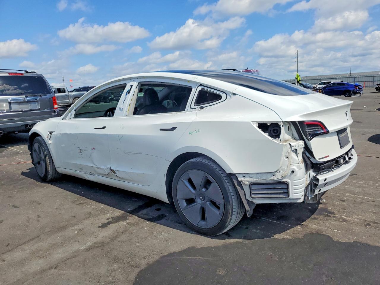 2023 TESLA MODEL 3 photo 3