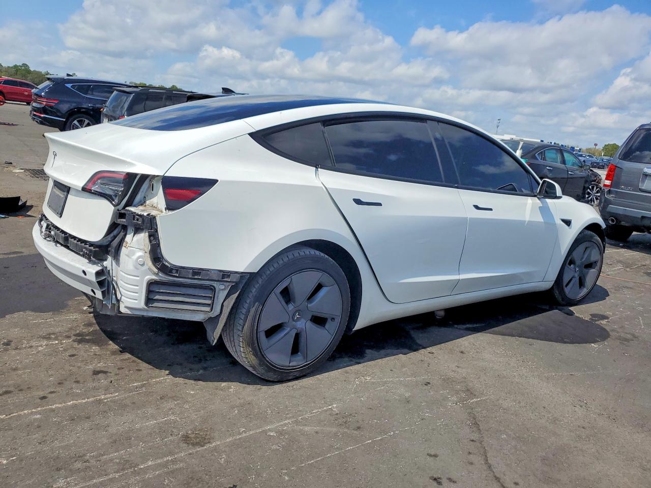 2023 TESLA MODEL 3 photo 5