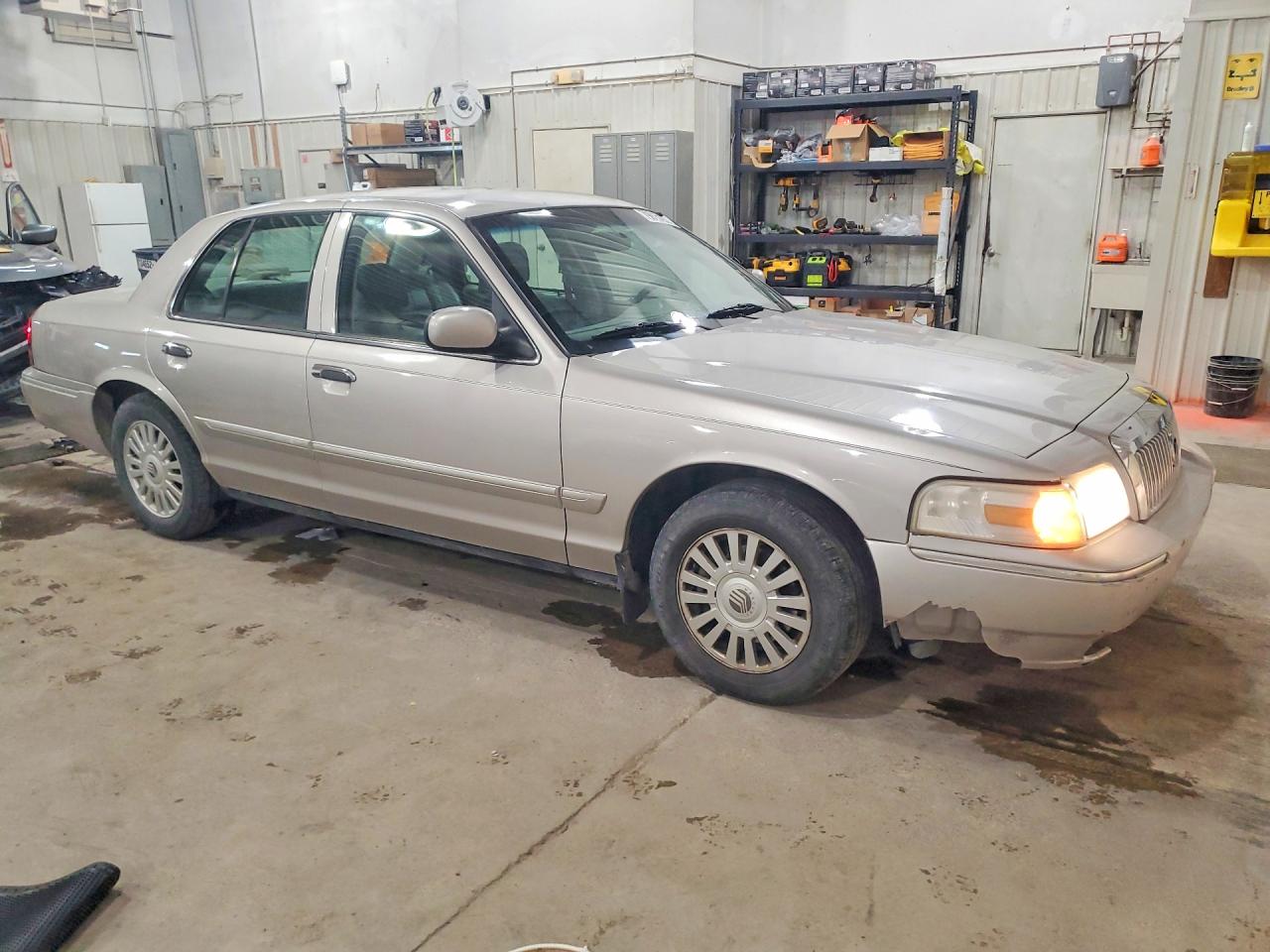 2007 MERCURY GRAND MARQUIS LS photo 4