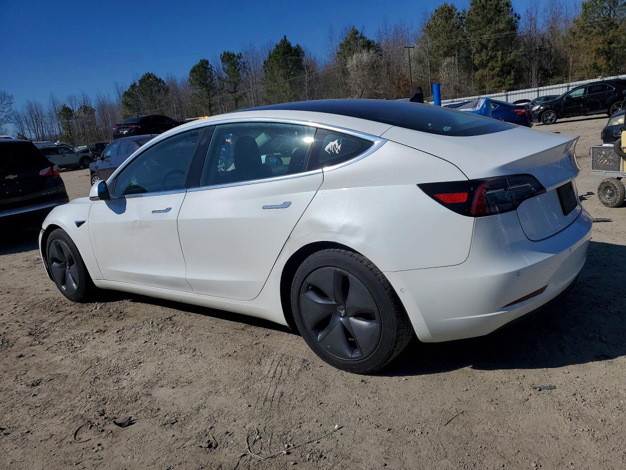 2019 TESLA MODEL 3 photo 3