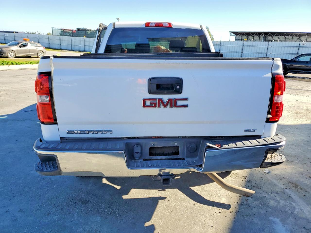2015 GMC SIERRA C1500 SLT photo 11