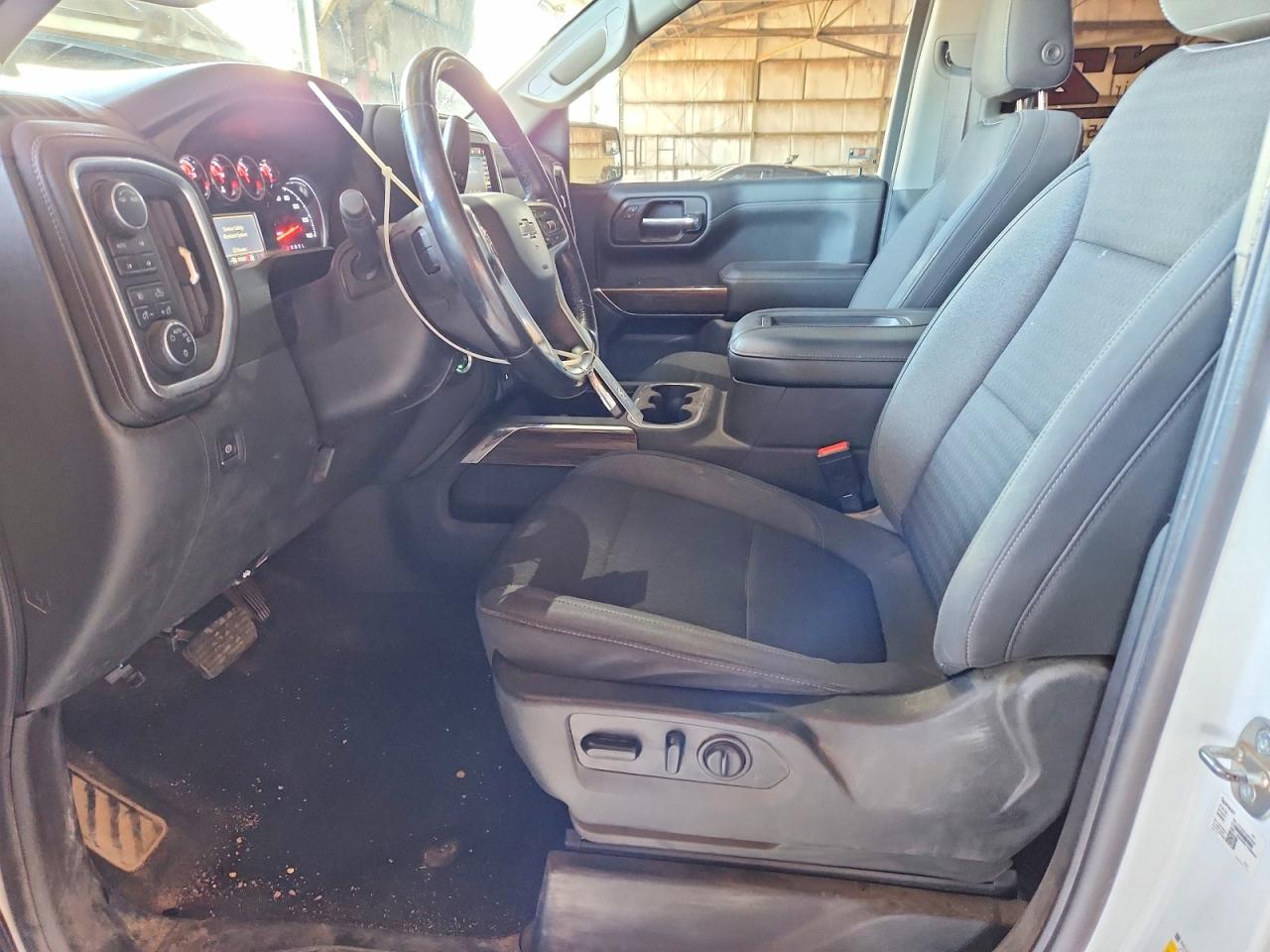 2021 CHEVROLET SILVERADO K1500 RST photo 13