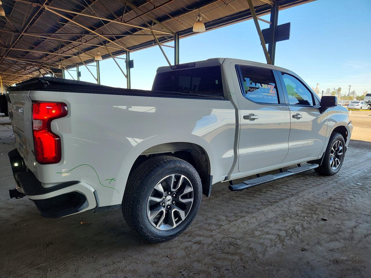 2021 CHEVROLET SILVERADO K1500 RST photo 5