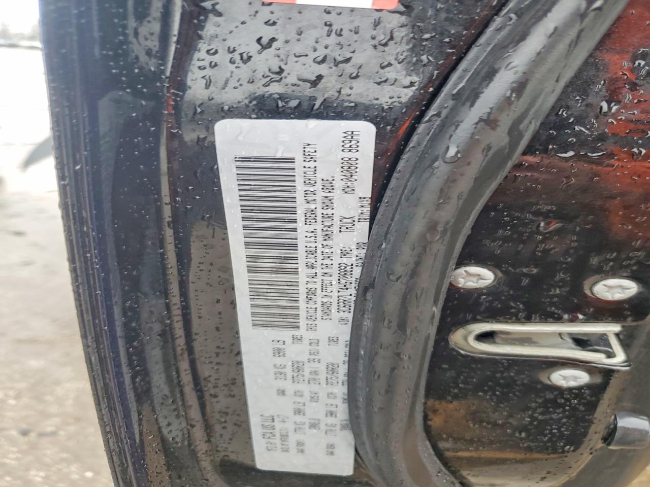 2017 RAM 1500 SLT photo 12