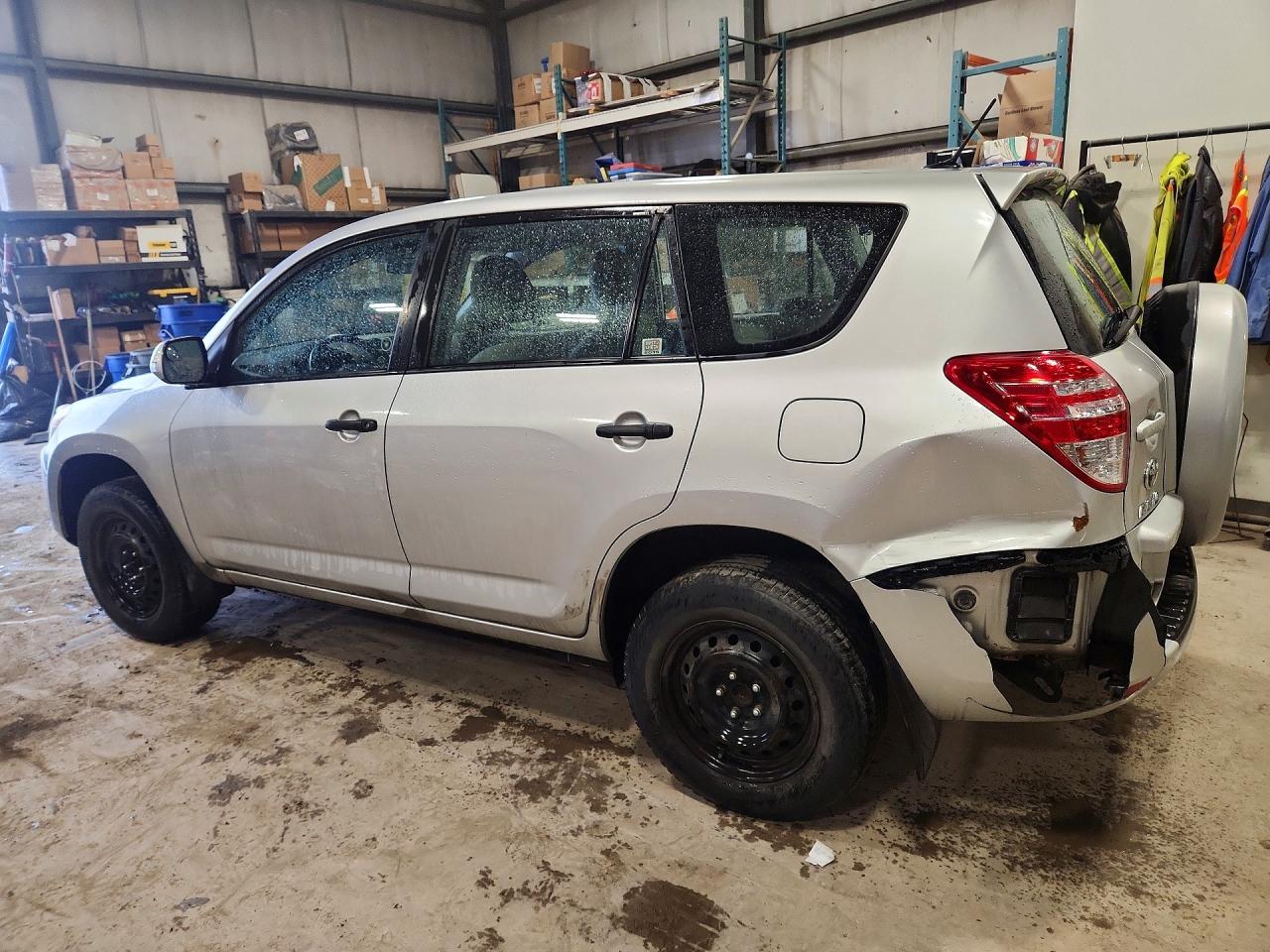 2011 TOYOTA RAV4 photo 2