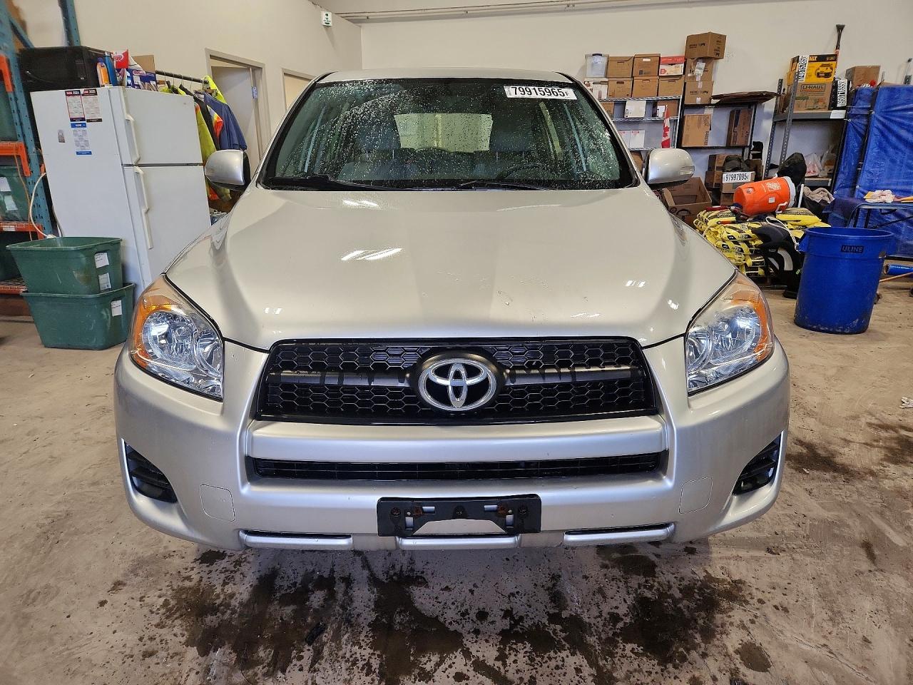 2011 TOYOTA RAV4 photo 5