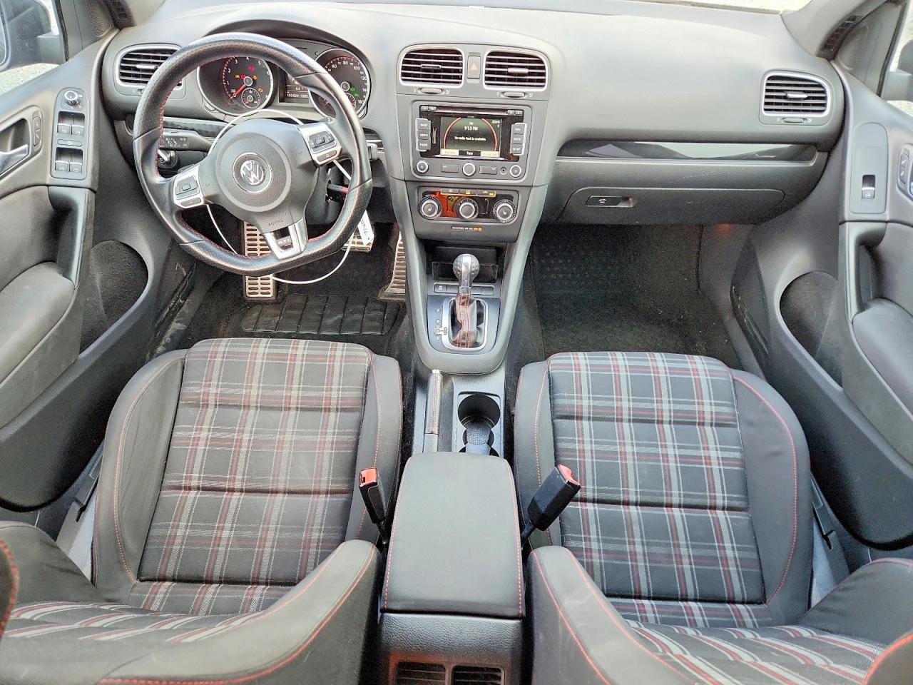 2013 VOLKSWAGEN GTI photo 15