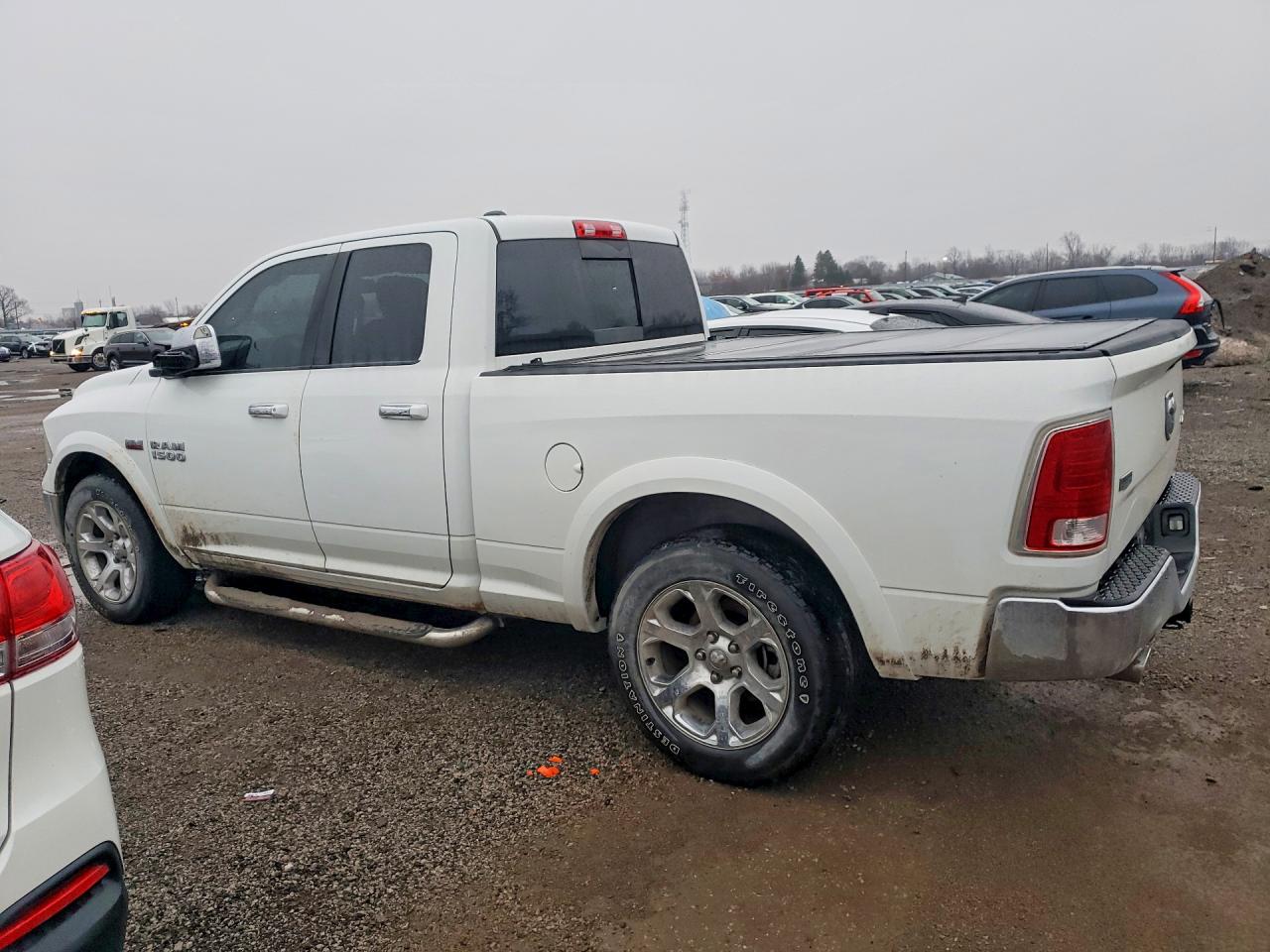 2013 RAM 1500 LARAMIE photo 3