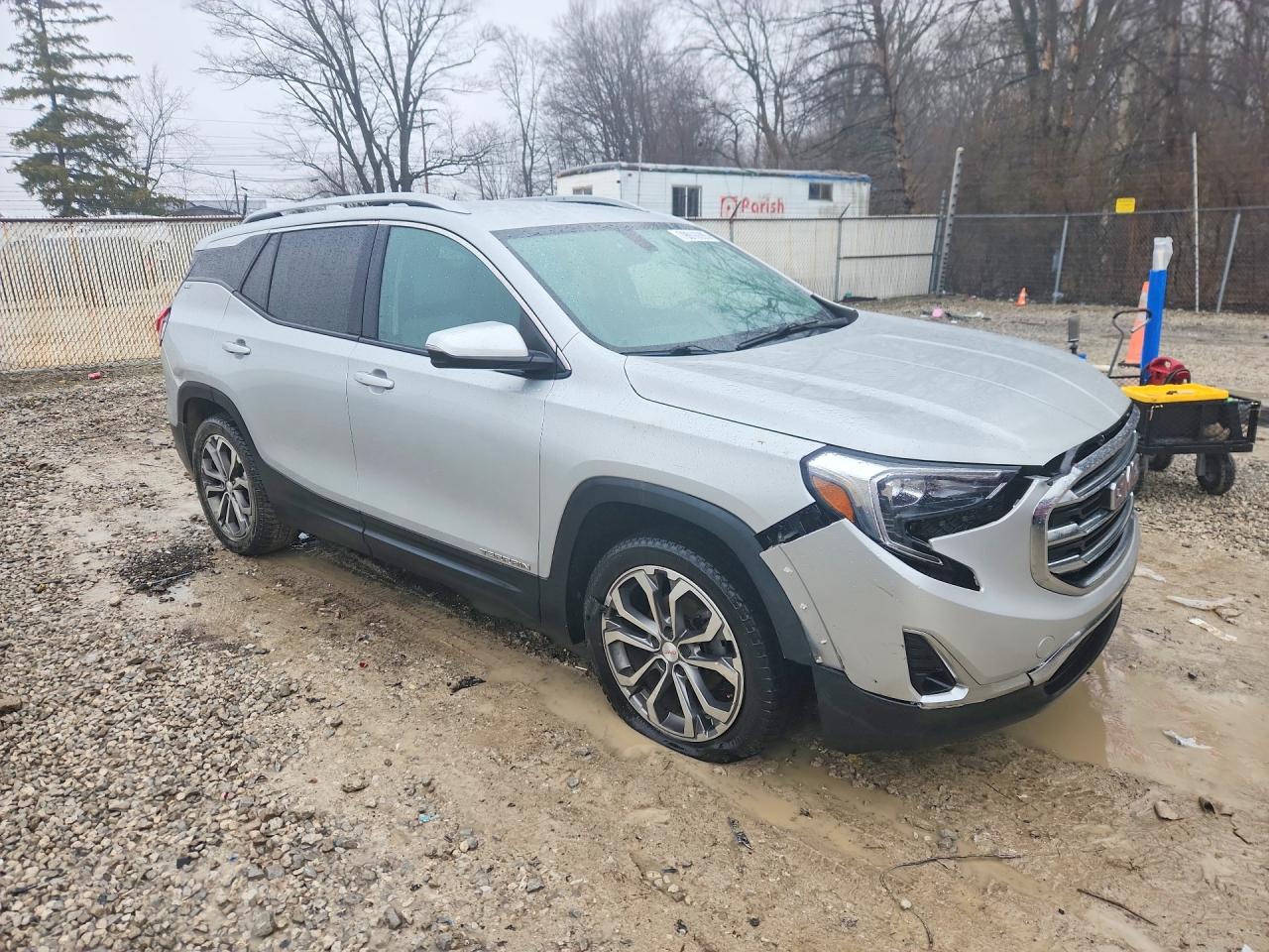 2019 GMC TERRAIN SLT photo 7