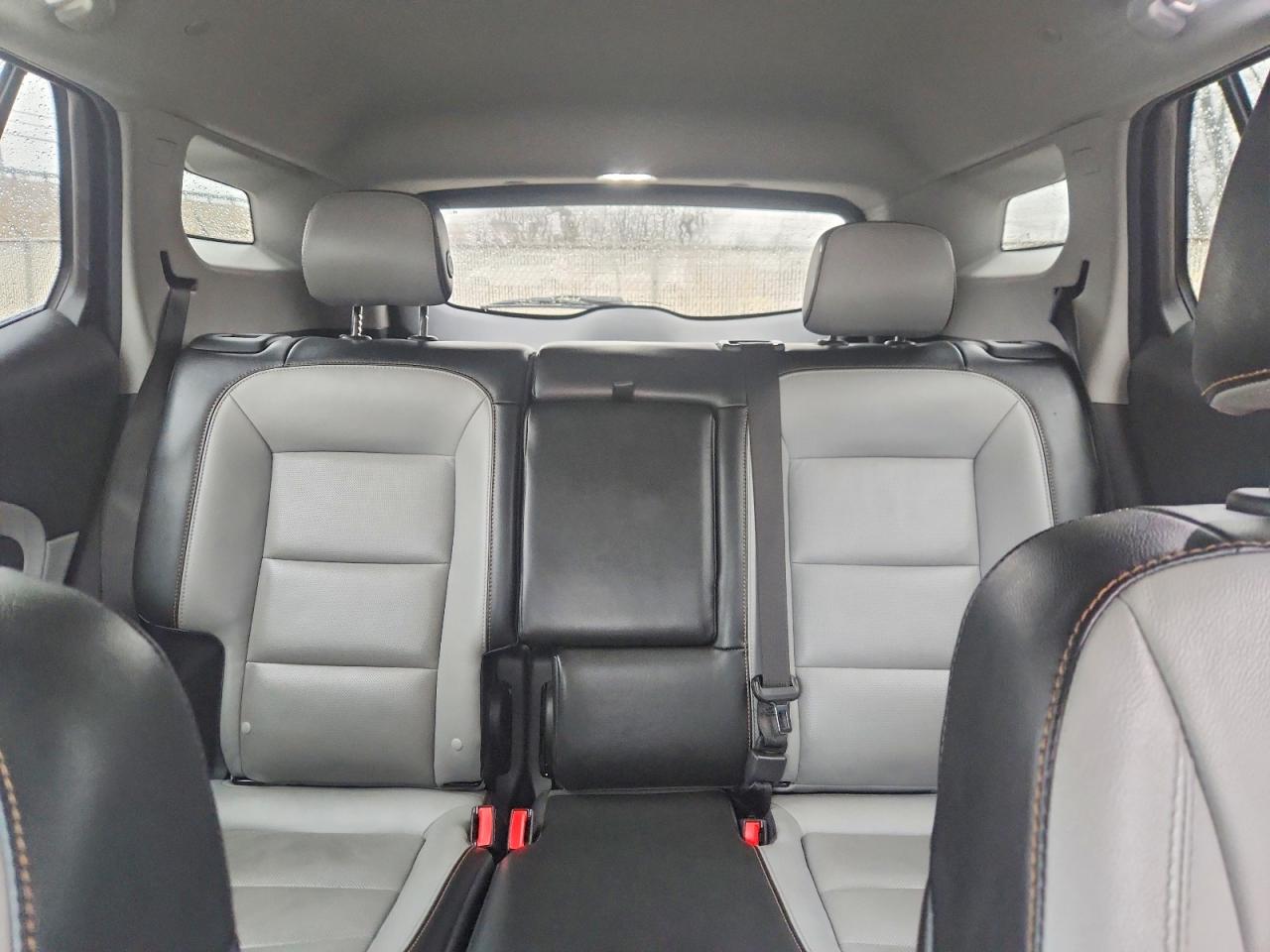 2019 GMC TERRAIN SLT photo 19