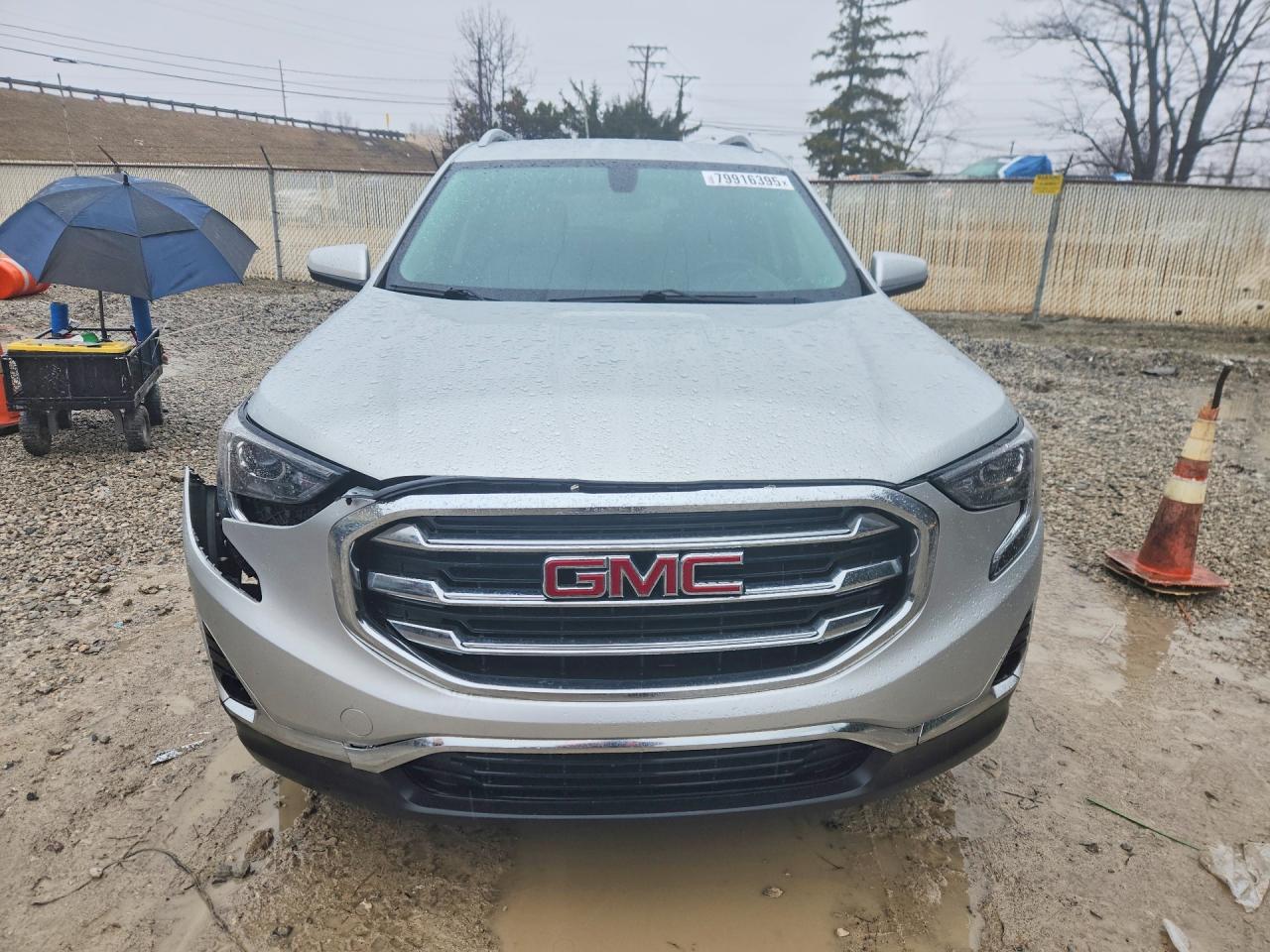 2019 GMC TERRAIN SLT photo 9