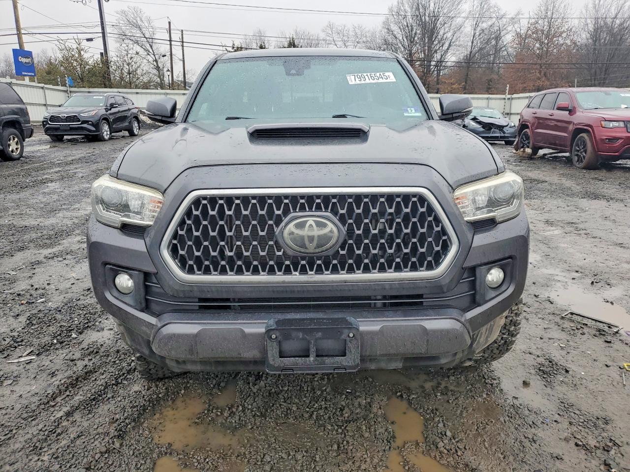 2019 TOYOTA TACOMA TRD SPORT photo 5